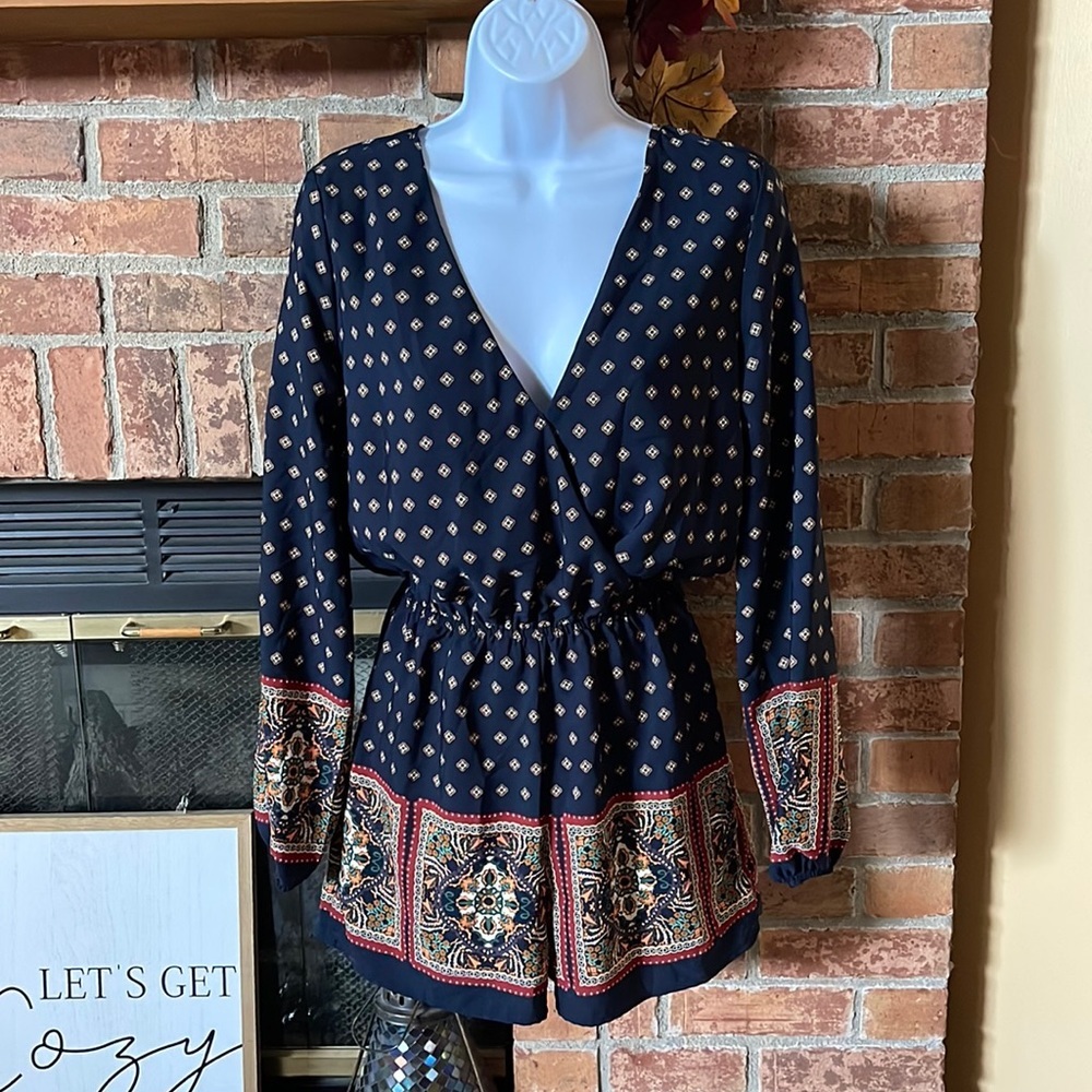 Nwt Romeo & Juliet Couture Long Sleeve Navy Romper